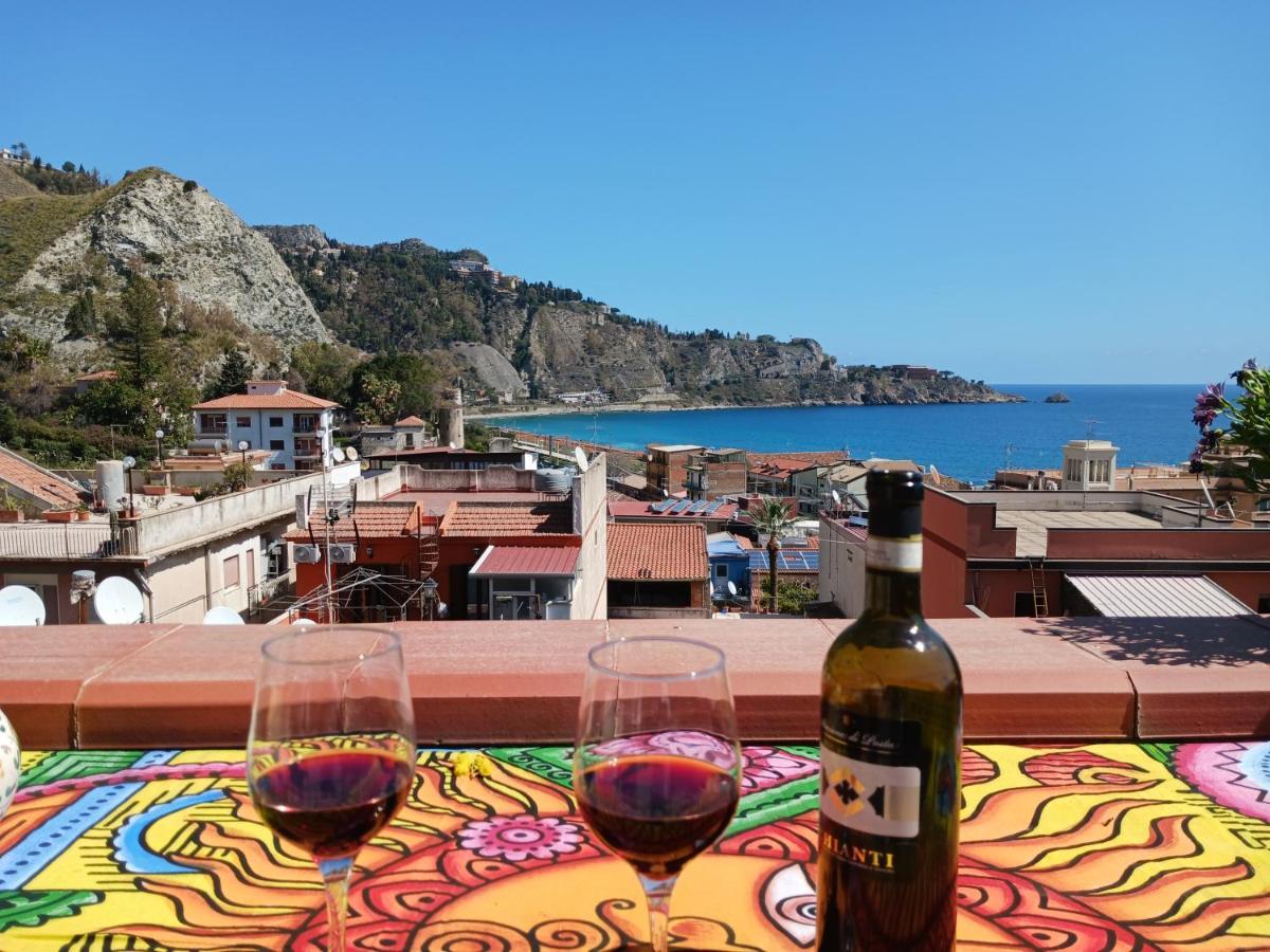 Mungi Bay, Flat With Sea View Roof Top Terrace Giardini Naxos Esterno foto