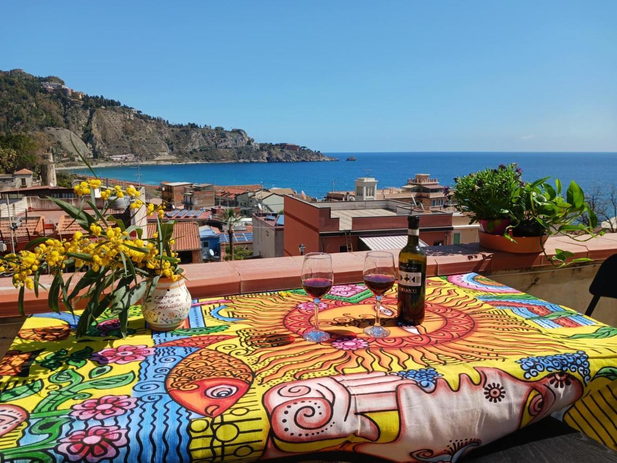 Mungi Bay, Flat With Sea View Roof Top Terrace Giardini Naxos Esterno foto